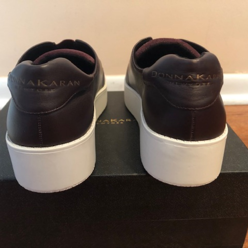Donna Karan sheep nappa leather/suede sneakers. - Picture 3 of 8